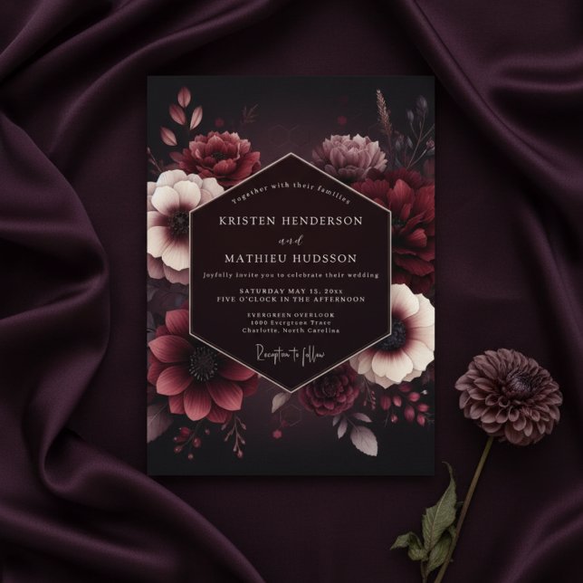 Burgundy Velvet Bloom Romance Wedding Einladung (Von Creator hochgeladen)