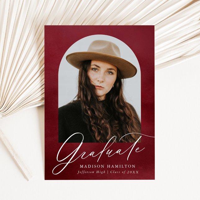 Burgundy Watercolor Arch Foto Abschluss Ankündigung (Von Creator hochgeladen)