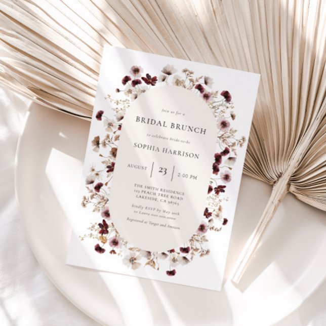 Burgundy Wildblume Wreath Brautparty Einladung (Von Creator hochgeladen)