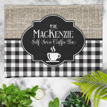 Burlap Black Buffalo Karo Personalisiert Geschirrtuch<br><div class="desc">Ein lustiges Design von Imitaten,  die mit einem klassischen,  schwarz-weißen Büffel-Karo,  der mit Ihrer Personalisierung und einer weißen Silhouette Kaffee-Tasse abrunden.</div>