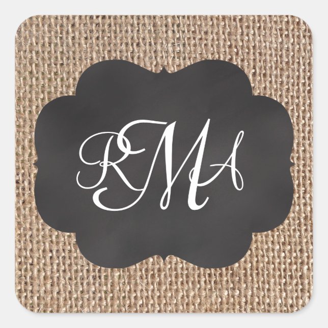 Burlap Chalkboard Look Triple Mit Monogramm Script Quadratischer Aufkleber (Vorderseite)