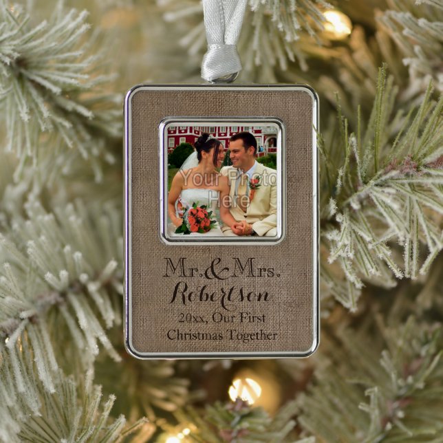 Burlap Look Rustikale Hochzeit Couple Erste Weihna Rahmen-Ornament Silber (Baum)