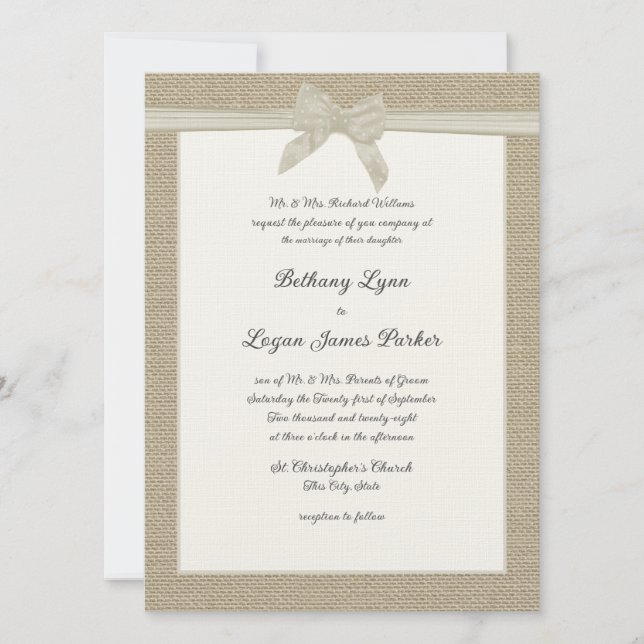 Burlap und Bow Rustic Wedding Einladung (Vorderseite)