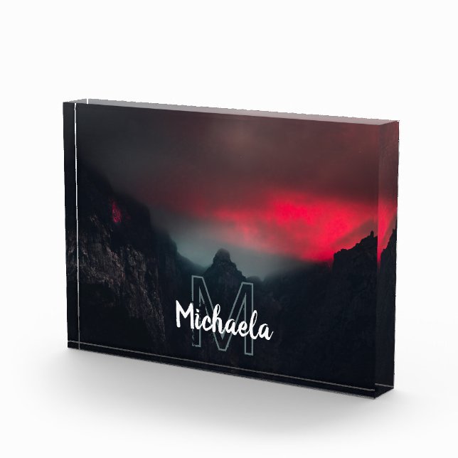 Burning clouds, fog and mountains monogram fotoblock (Rechts)