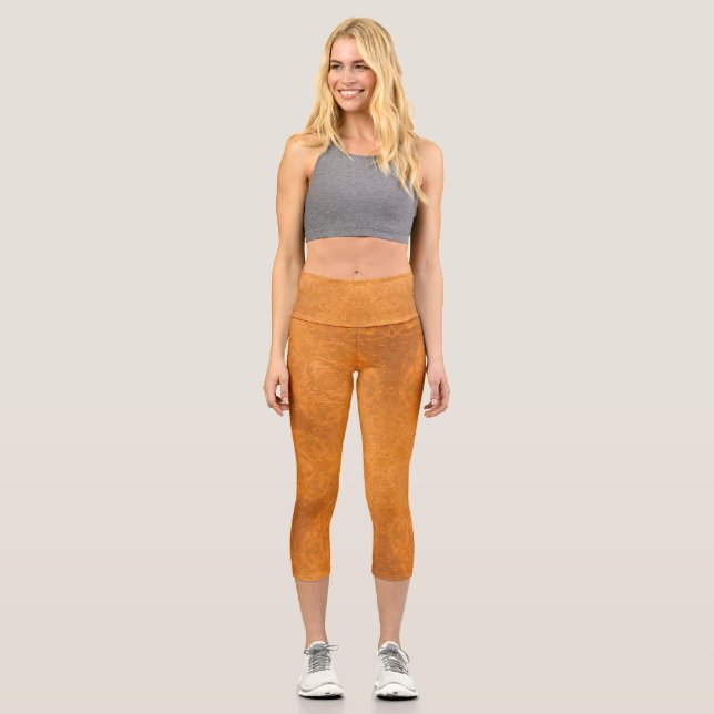 Burnt Orange Star Kaleidoscope Capri Leggings (Vorderseite)
