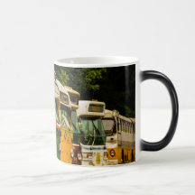 Bus Friedhof Schwarz/Weiß 11 oz Morphing Tasse