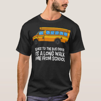 Busfahrer mit Schulbus T-Shirt