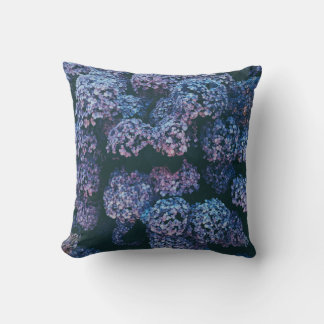 BUSH AUF DER SEITE KISSEN