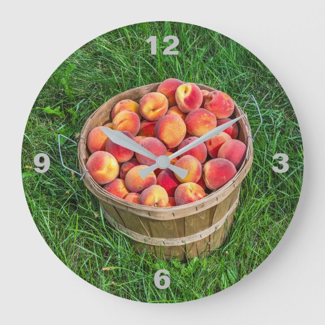 Bushel Basket of Fresh Peaches Große Wanduhr (Vorderseite)