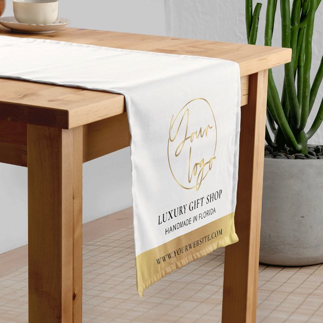 Business-Event mit White & Gold-Logos Moderne Mark Kurzer Tischläufer (Gold logo personalized business promotional table runner for events or your boutique stand)