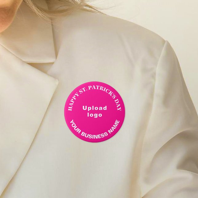 Business Saint Patrick Gruß auf Pink Round Button (Business name and logo with Happy Saint Patrick's Day greeting on pink round button.)
