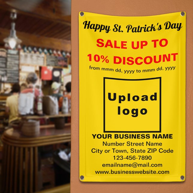 Business Saint Patrick Verkauf auf Gelben Banner (Business Saint Patrick sale on yellow banner. Signage to attract more customers.)