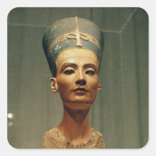 Büste von Königin Nefertiti, Vorderansicht Quadratischer Aufkleber