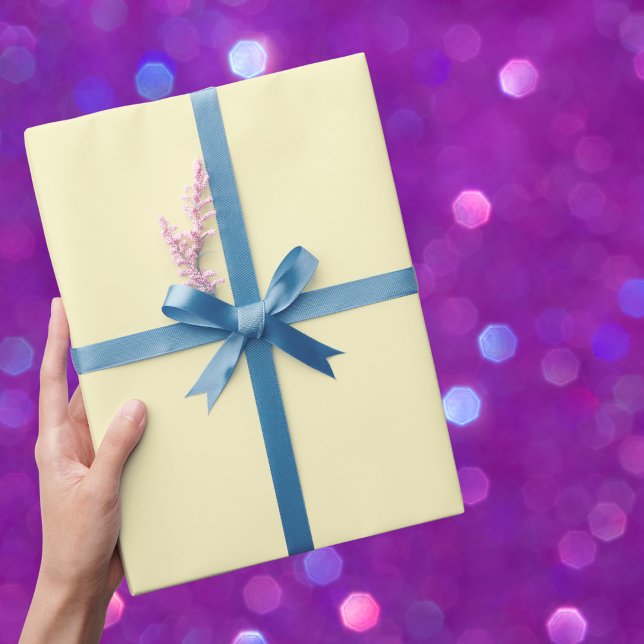 Butter Gelbe Farbe Geschenkpapier (Von Creator hochgeladen)
