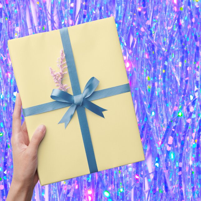 Buttercreme, solide Farbe Geschenkpapier (Von Creator hochgeladen)