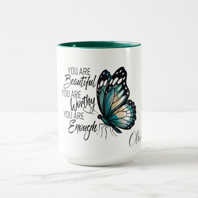 Butterfly Design with Empowering Self-Worth Quote Tasse (Zentrum)