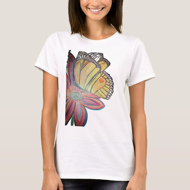 Butterfly landing on flower beautiful T-Shirt (Vorderseite)