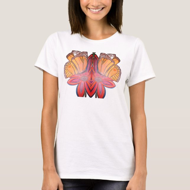 Butterfly landing on flower beautiful T-Shirt (Vorderseite)