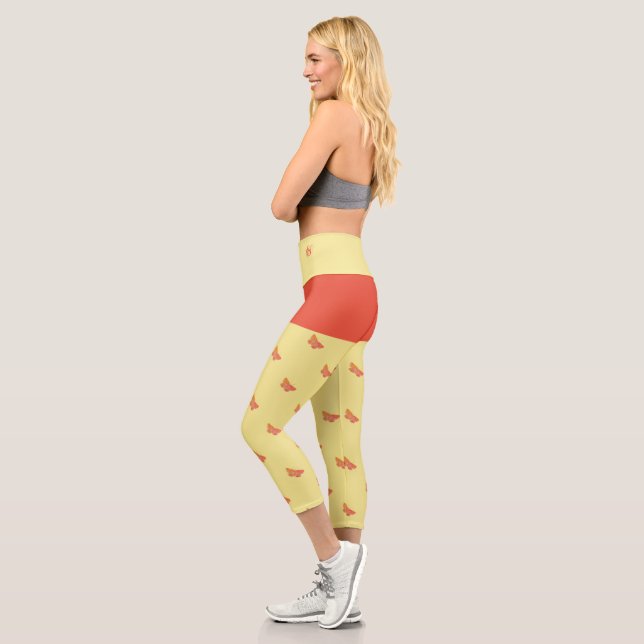 Butterfly Yellow Monogram Modern Trendy Girendy Ni Capri Leggings (Links)