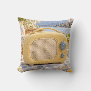 Buttergelbes Vintage-Radio Seeblick Picknick Kissen