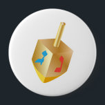 Button Hanukkah Festival Gold Wood Dreidel Hebrew<br><div class="desc">Hanukkah Festival of Lights. Dreidel ist ein kleines vierseitiges Spinndach mit einem hebräischen Brief auf jeder Seite, der von den Juden verwendet wird. Gold Spinning Top abgeschiedener Hintergrund, Symbol für Hanukkah jüdischen Urlaub - BUTTON. Hanukkah jüdisches Holiday Trendy Design, mehrfarbige Lichter jüdische Feiertage-Illustration für Zuhause, Büro & Schule, Accessoires, Tasten...</div>