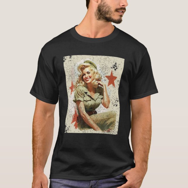 Button Up Girl Blonde WWII Graphic T Shirt (Vorderseite)