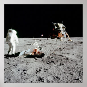 Buzz Aldrin und Lunar Modul auf dem Mond Poster