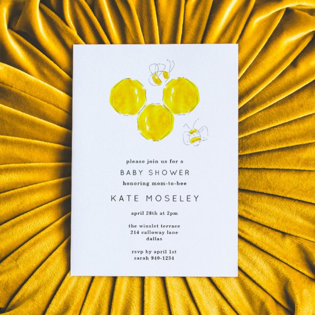 Buzzing BeeYellow Watercolor Honeycomb Babydusche Einladung (Yellow watercolor buzzing bees Baby Shower invitation.)