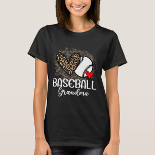 Bysebyll Oma Lustiger Leopard Herz Stolz Bysebyll T-Shirt
