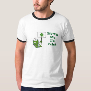 "Byte ich bin ich der Wecker-T-Shirt der irischen" T-Shirt