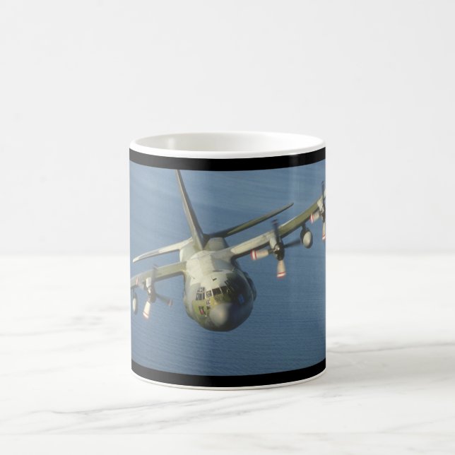 C-130 Herkules Transport_Military Flugzeuge Kaffeetasse (Mittel)