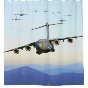 C-17 Globemaster III Militärflugzeug Duschvorhang