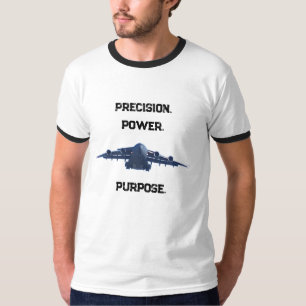 C-17 GLOBEMASTER PRÄZISE LEISTUNG MIT SINN UND ZWE T-Shirt