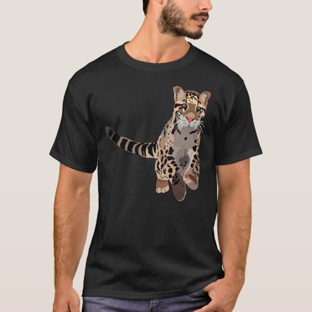 C für bedeckten Leopard   T-Shirt (Vorderseite)