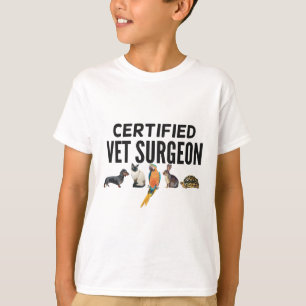 C ist für einen zertifizierten Tierchirurgen T-Shirt
