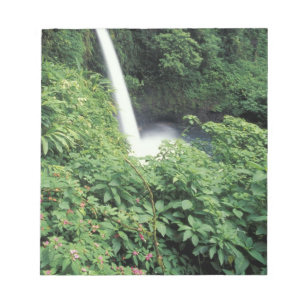 CA, Costa Rica. La-Paz-Wasserfall und Impatiens Notizblock