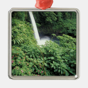CA, Costa Rica. La-Paz-Wasserfall und Impatiens Ornament Aus Metall