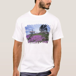 CA, Crescent City, Leuchtturm Battery Point mit T-Shirt