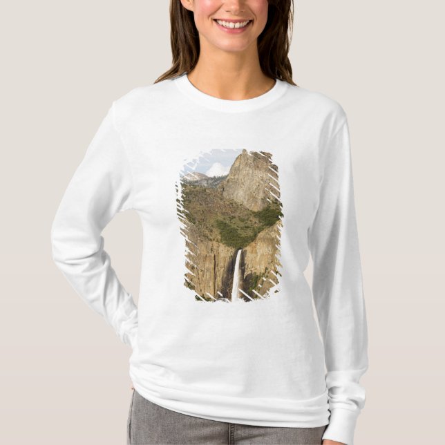 CA, Yosemite NP, Bridalveil Falls T-Shirt (Vorderseite)
