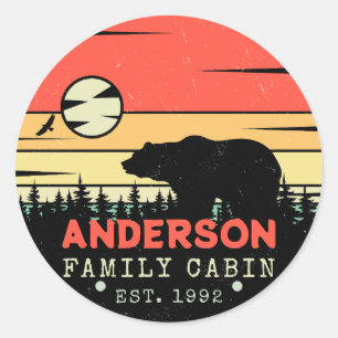 Cabin Familienname Retro Kiefern Bären Souvenirs Runder Aufkleber