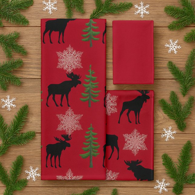 Cabin Style Moose Pine Tree Snowflake Weihnachten Badhandtuch Set (Rustic  moose, pine and snowflakes on red towels set . A perfect print for Christmas and beyond )