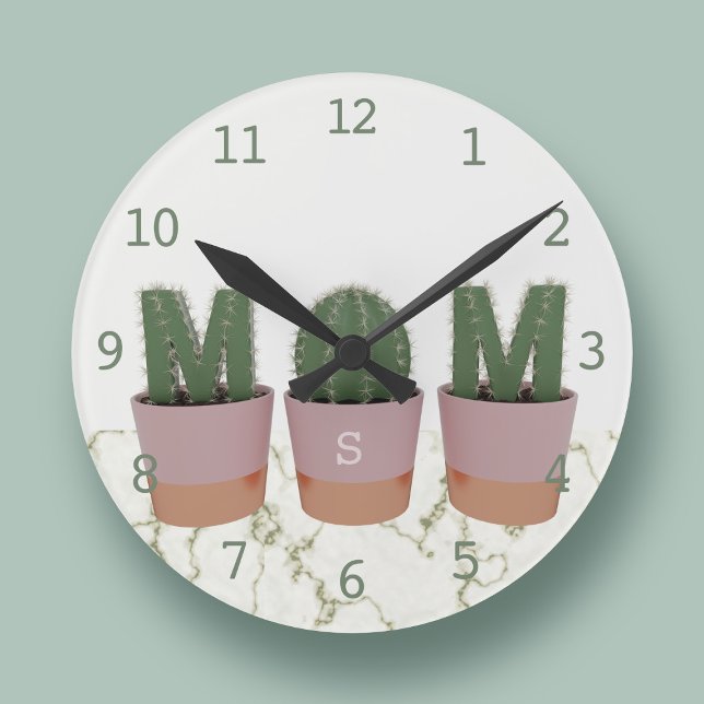 Cactus Mama Mit Monogramm Kitchen Wall Clock Runde Wanduhr (Fun cactus wall clock with space for your initial)
