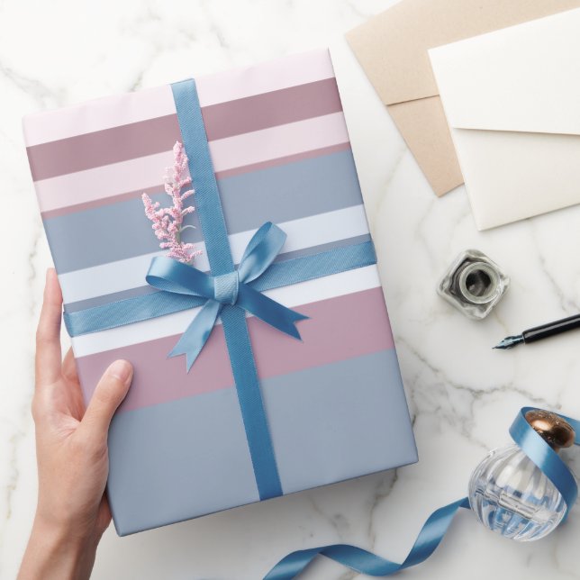 Cadet Grey and Desaturated Rose Stripes Geschenkpapier (Schenken)