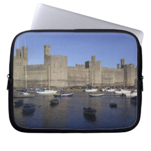 Caernarfon Castle, Gwynedd, Wales (RF) Laptopschutzhülle