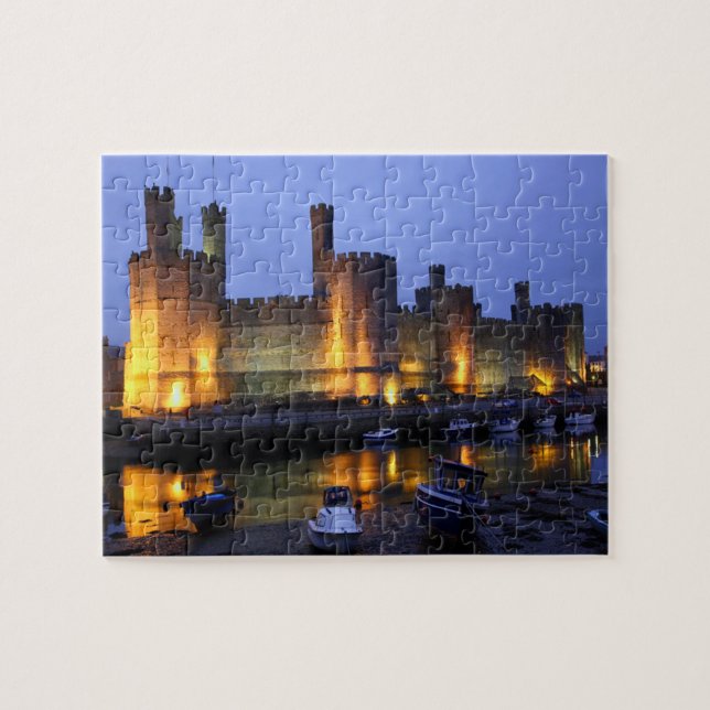 Caernarfon Schloss an der Dämmerung Puzzle (Horizontal)