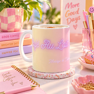 Cafe Au Lait den ganzen Tag - violetter rosa gelbe Kaffeetasse