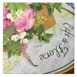 Café de Flore Bistro Tische mit Rose Keramik Fliese