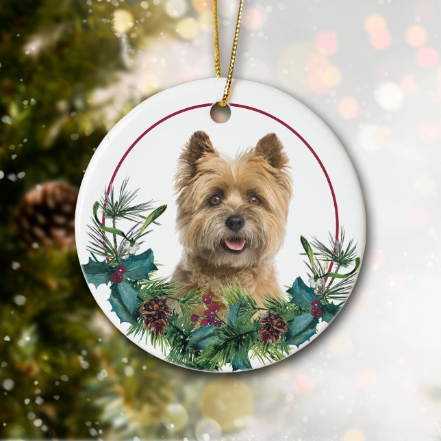 Cairn Terrier Dog Evergreen Kreath Keramik Ornament (Von Creator hochgeladen)