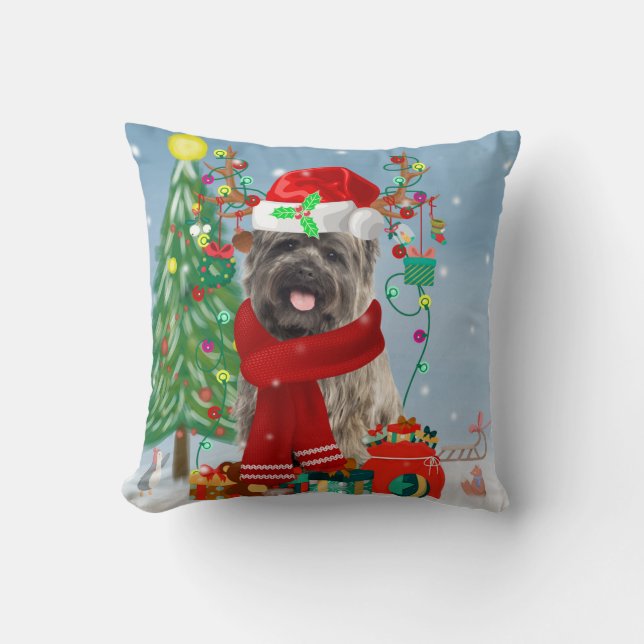 Cairn Terrier Dog in Snow mit Weihnachtsgeschenken Kissen (Vorderseite)
