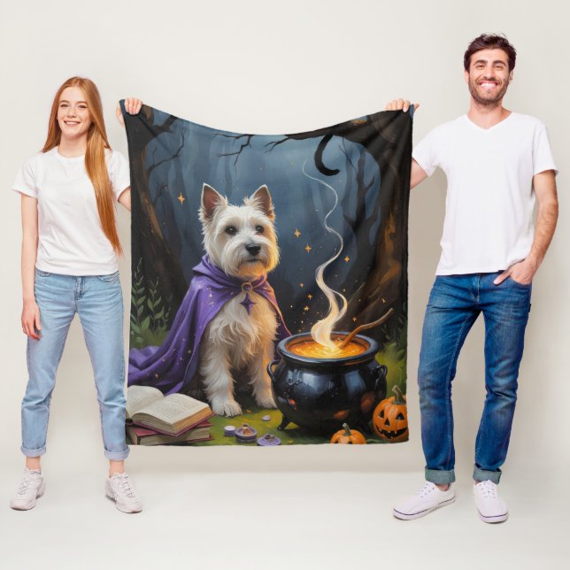 Cairn Terrier Dog Whimsical Halloween Malerei Fleecedecke (Beispiel)